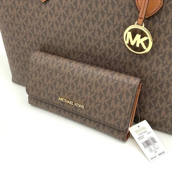Michael Kors Large EW Crossbody Bag & Large Trifold Wallet Brown/Gold - Picture 11 of 14